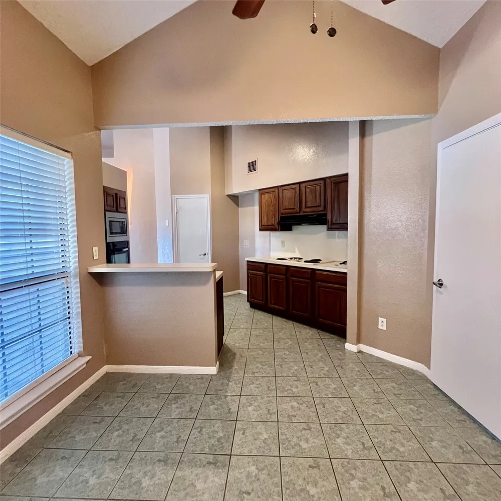 205 Sunset Drive Glenn Heights, TX 75154