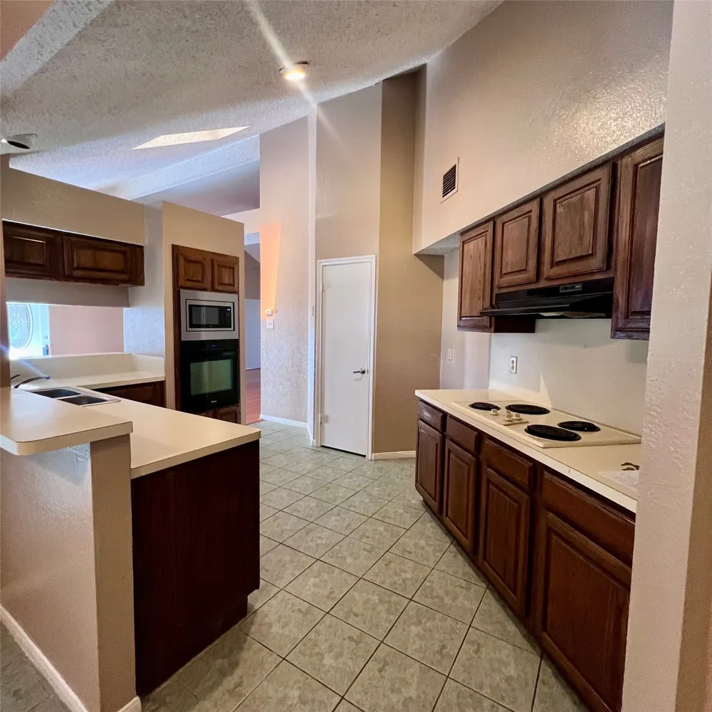 205 Sunset Drive Glenn Heights, TX 75154
