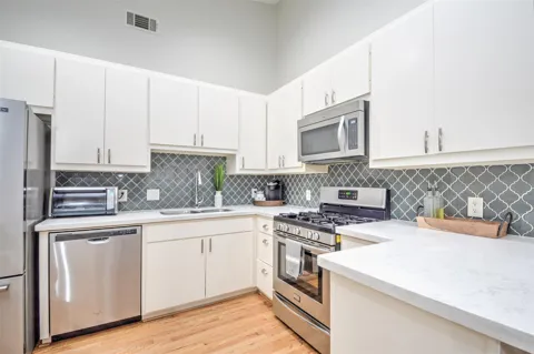 5225 Cornish Street #1