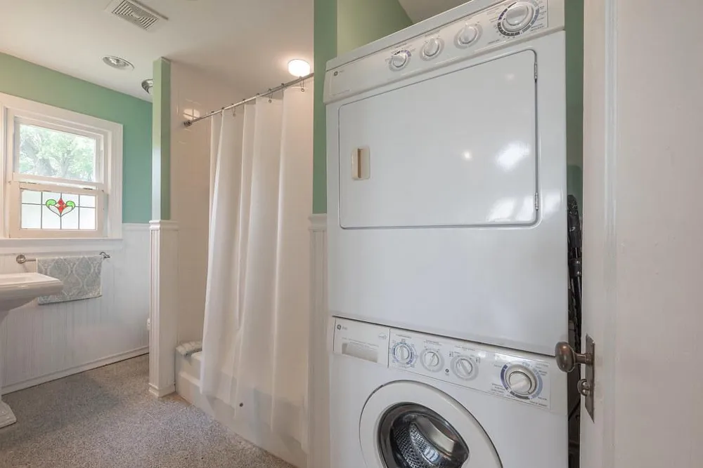 6439 MORATTICO ROAD Lancaster, VA 22503