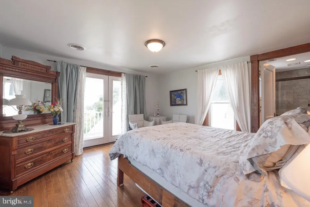 6439 MORATTICO ROAD Lancaster, VA 22503