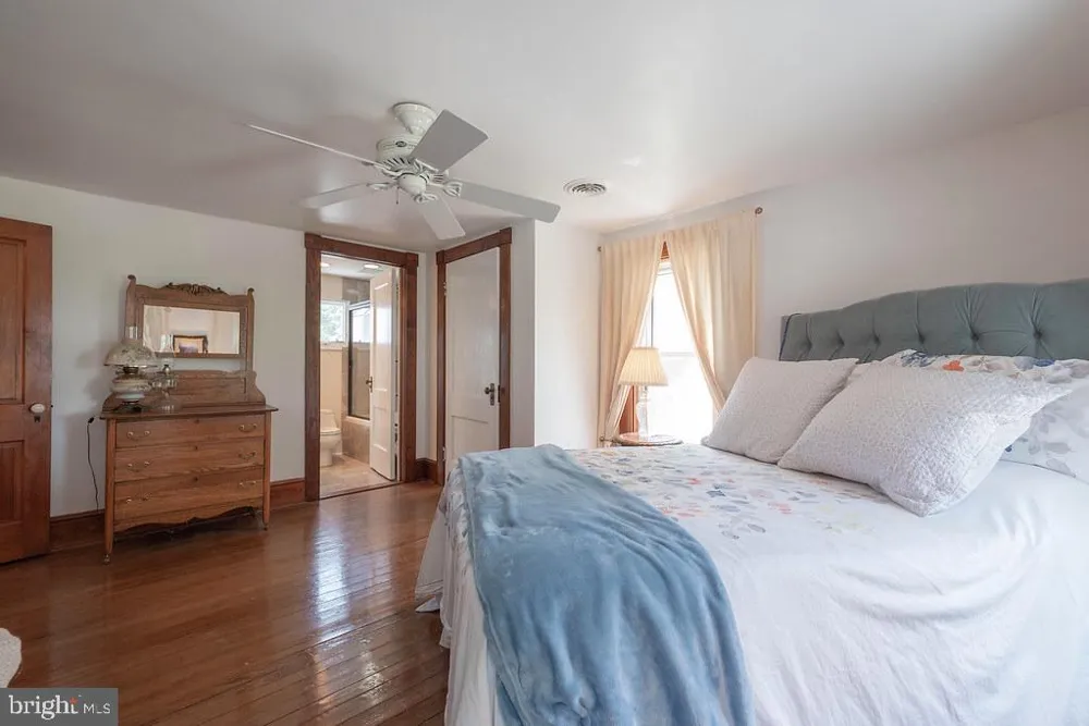6439 MORATTICO ROAD Lancaster, VA 22503