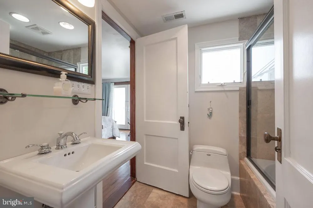 6439 MORATTICO ROAD Lancaster, VA 22503