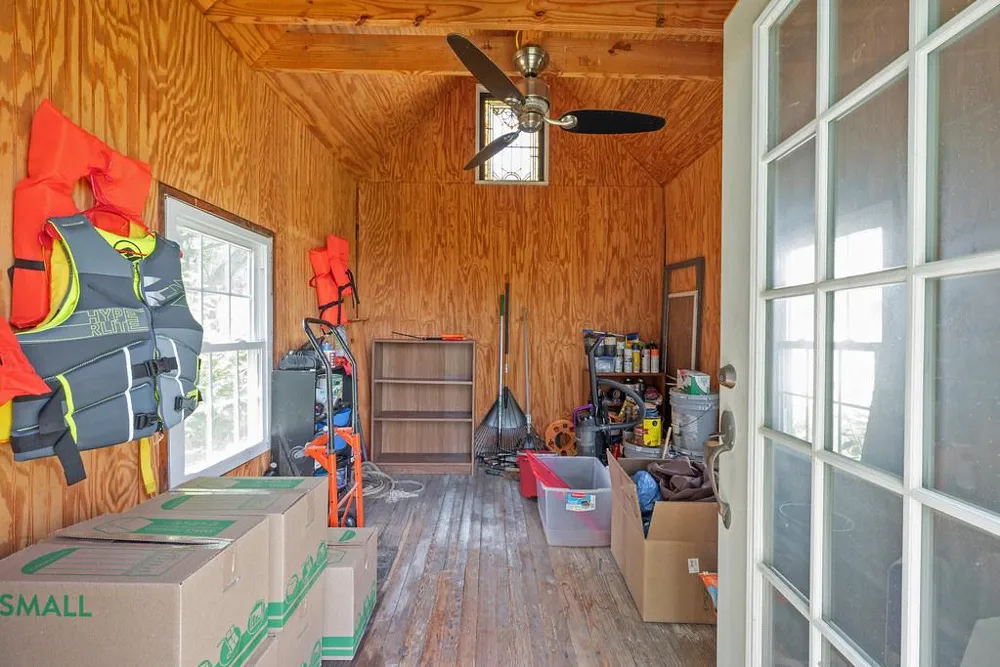 6439 MORATTICO ROAD Lancaster, VA 22503