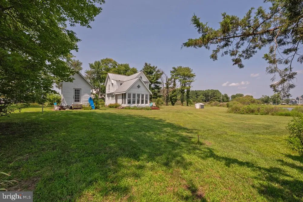 6439 MORATTICO ROAD Lancaster, VA 22503