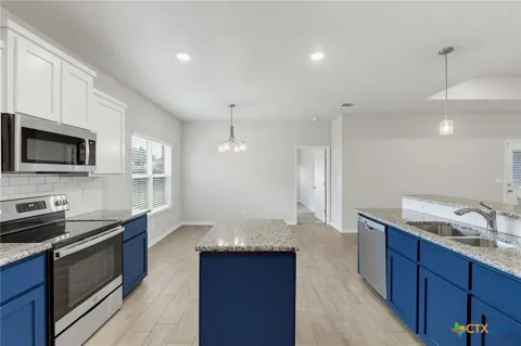 4313 Hope Lane