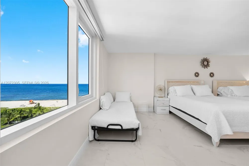 2301 Collins Ave #1014 Miami Beach, FL 33139
