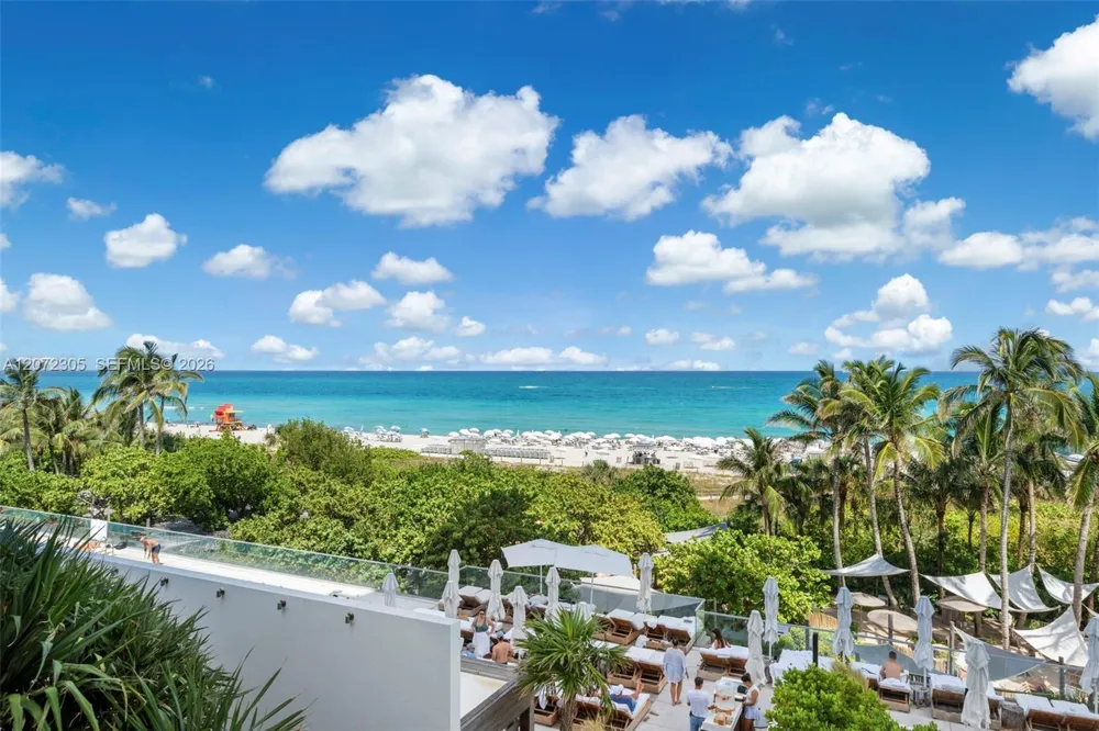 2301 Collins Ave #1014 Miami Beach, FL 33139
