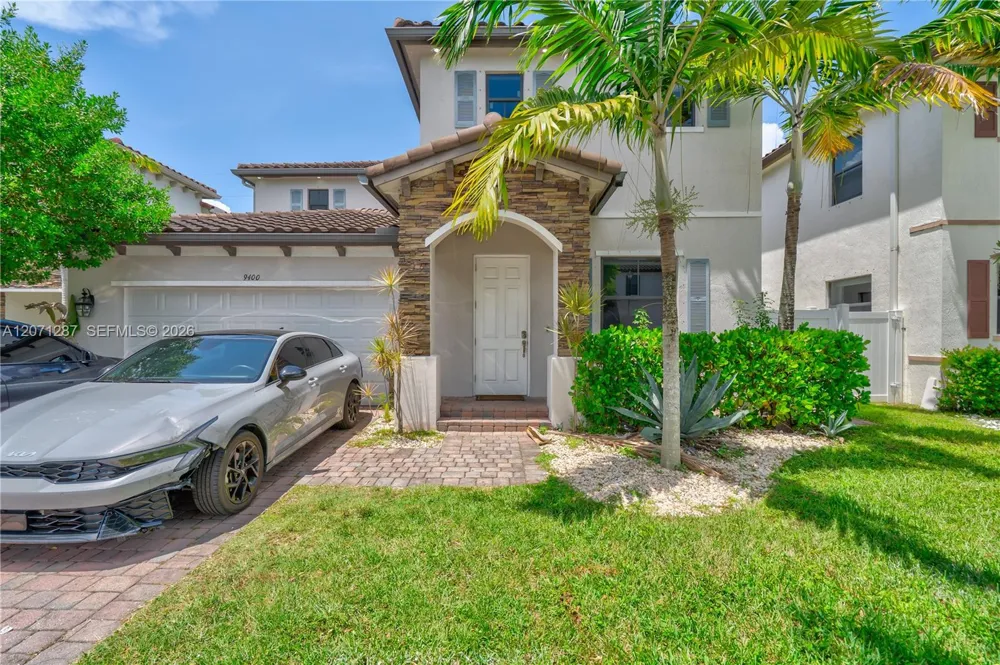 9400 W 35th Ln Hialeah, FL 33018