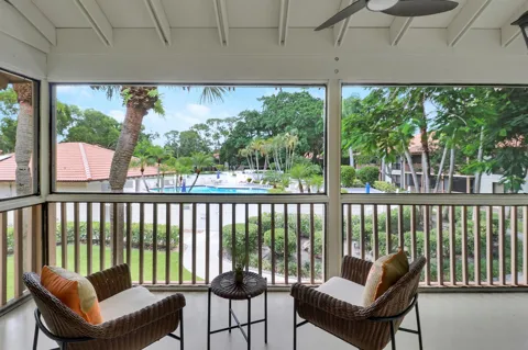 606 BRACKENWOOD Cove