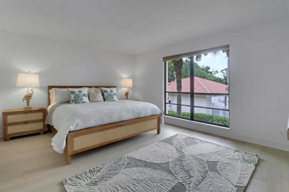 606 BRACKENWOOD Cove Palm Beach Gardens, FL 33418