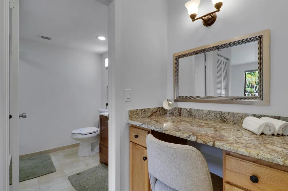 606 BRACKENWOOD Cove Palm Beach Gardens, FL 33418
