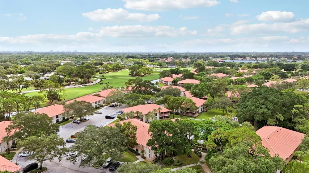 606 BRACKENWOOD Cove Palm Beach Gardens, FL 33418