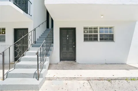 219 NW 10th Ave #APT #2