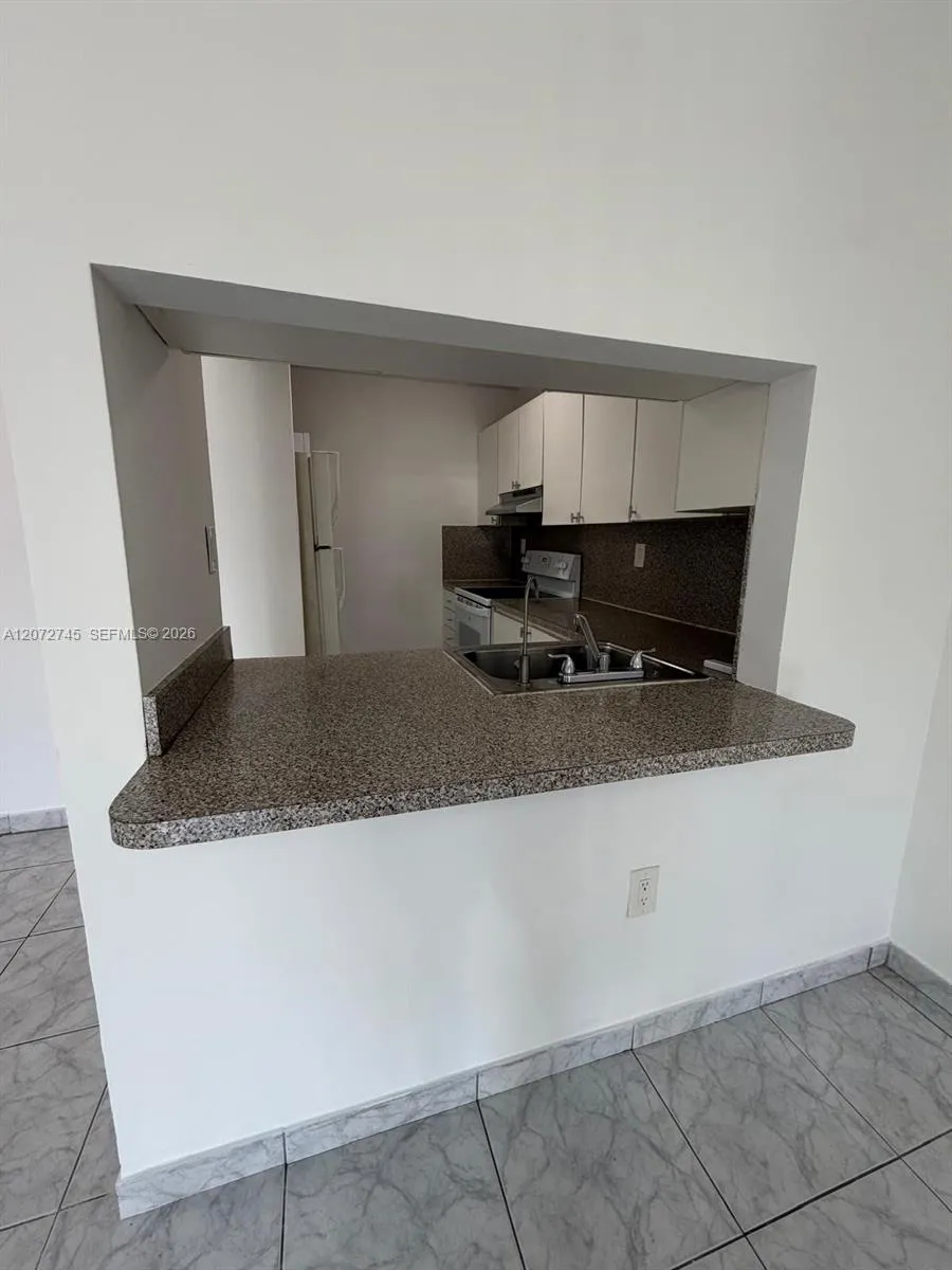 1290 NE 119th St #2A Miami, FL 33161