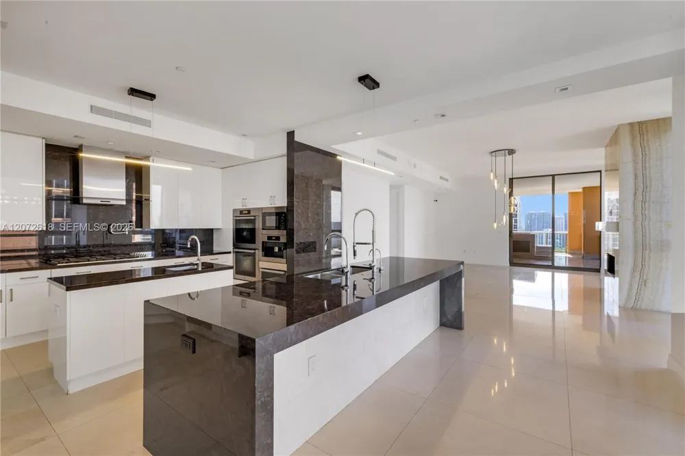 17749 Collins Ave #1201 Sunny Isles Beach, FL 33160