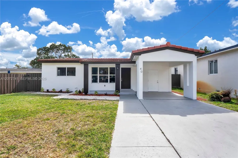 40 SE 3RD TERR Dania Beach, FL 33004