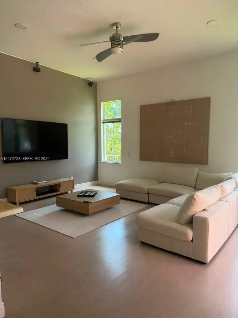 19162 SW 65th St Fort Lauderdale, FL 33332