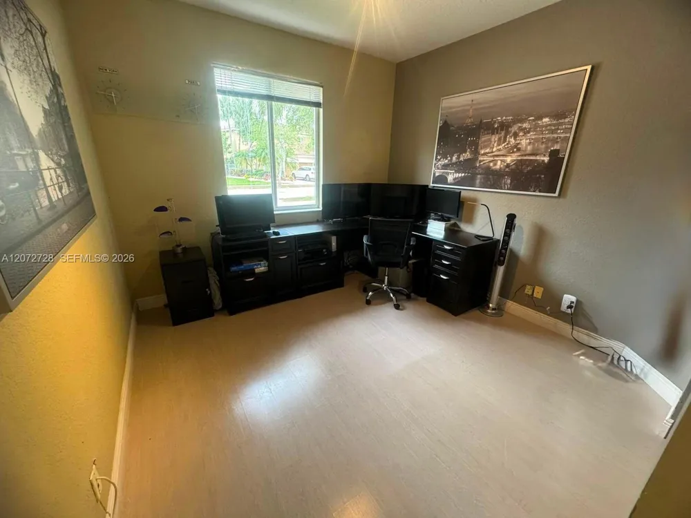 19162 SW 65th St Fort Lauderdale, FL 33332