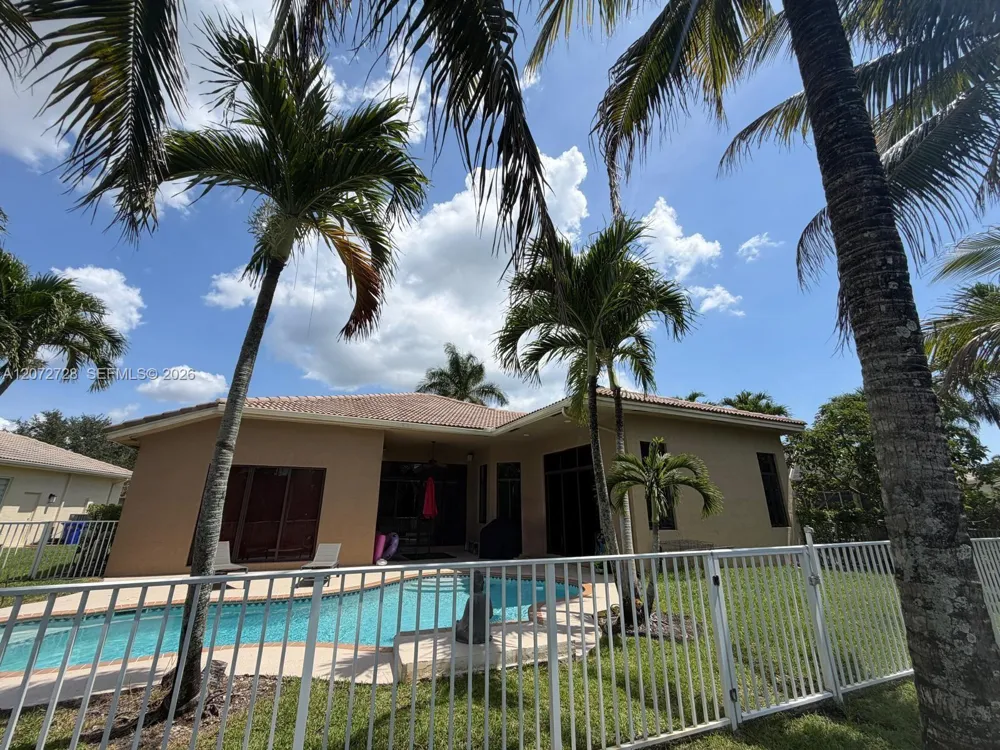 19162 SW 65th St Fort Lauderdale, FL 33332