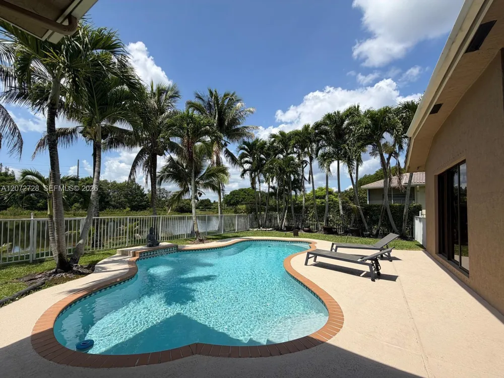 19162 SW 65th St Fort Lauderdale, FL 33332