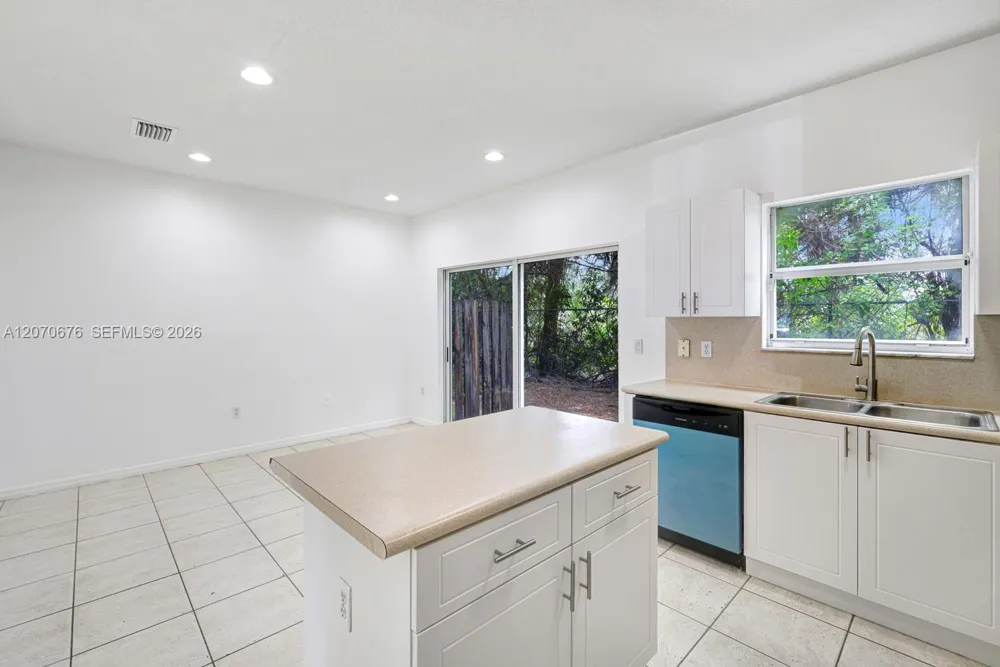 1700 SE 31st Ct Homestead, FL 33035