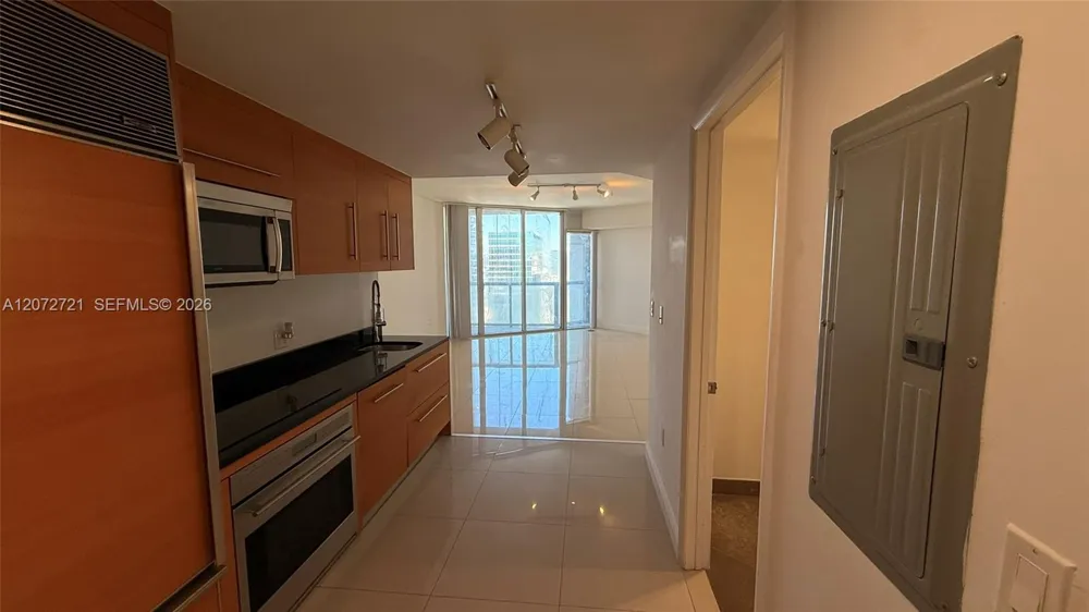 475 Brickell Ave #4408 Miami, FL 33131