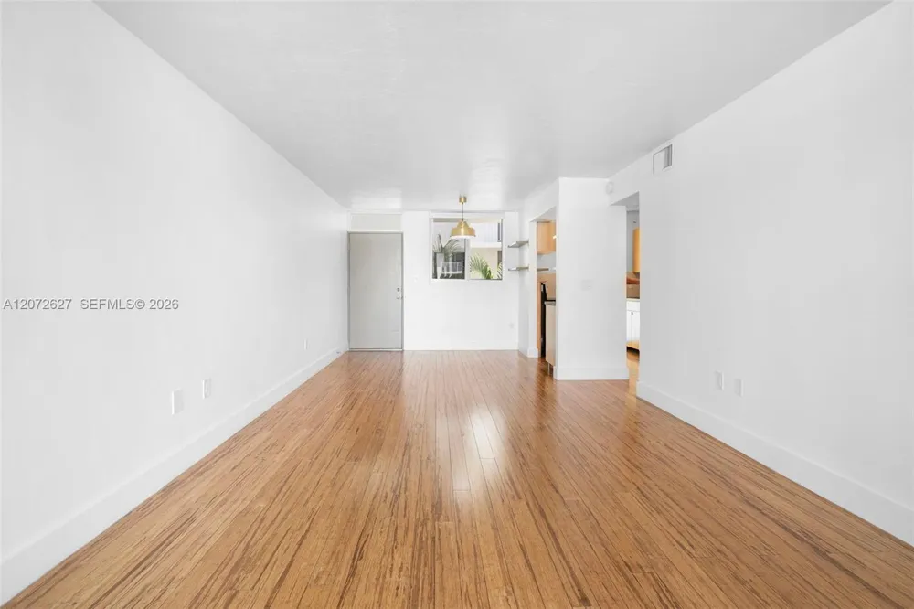 1670 Bay Rd #4B Miami Beach, FL 33139