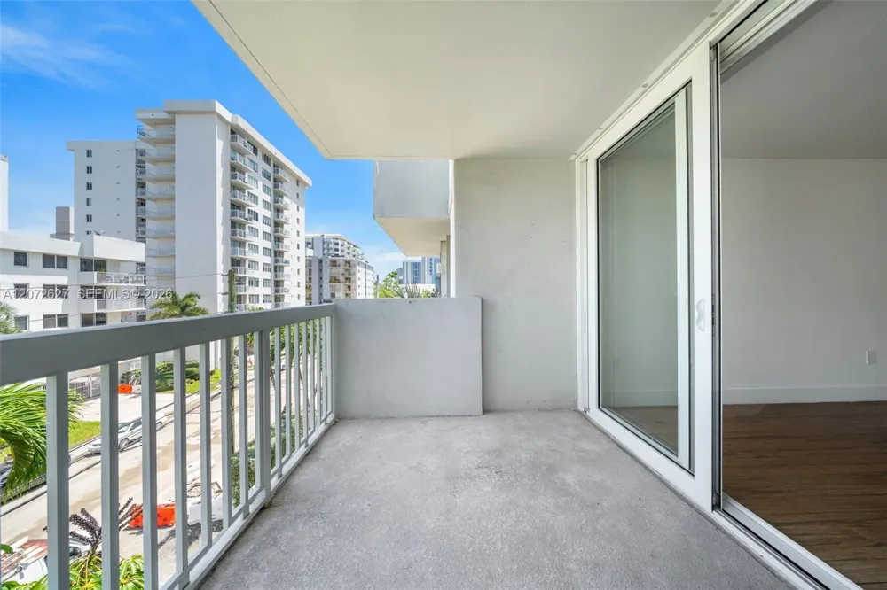1670 Bay Rd #4B Miami Beach, FL 33139