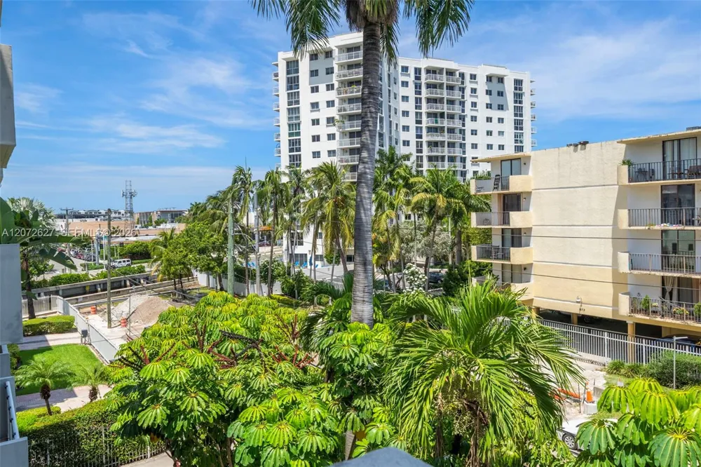 1670 Bay Rd #4B Miami Beach, FL 33139