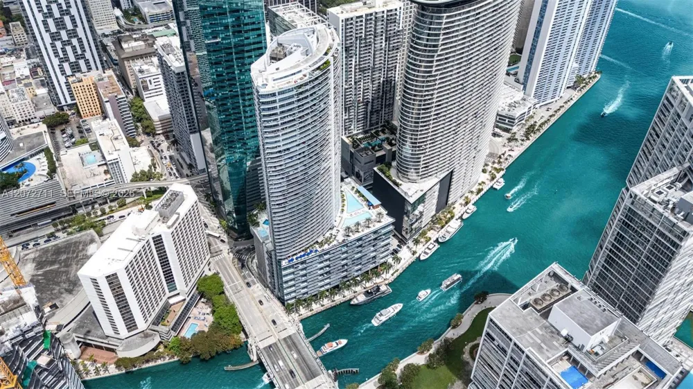 200 Biscayne Boulevard Way #3311 Miami, FL 33131