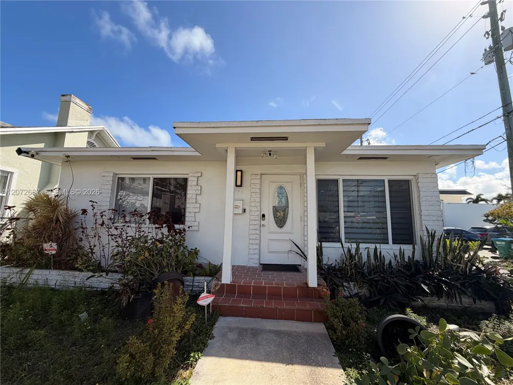 2036 Jackson St #1 Hollywood, FL 33020
