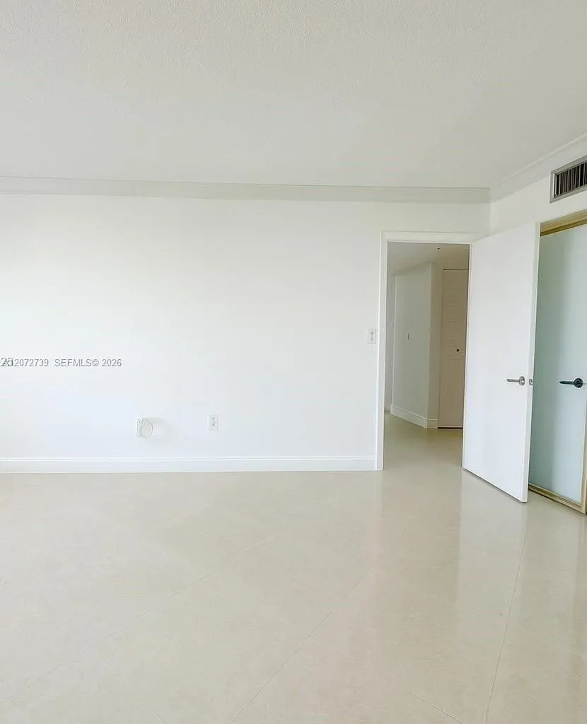 2780 NE 183rd St #717 Aventura, FL 33160