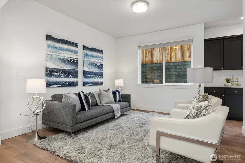12823 65th Place W Edmonds, WA 98026
