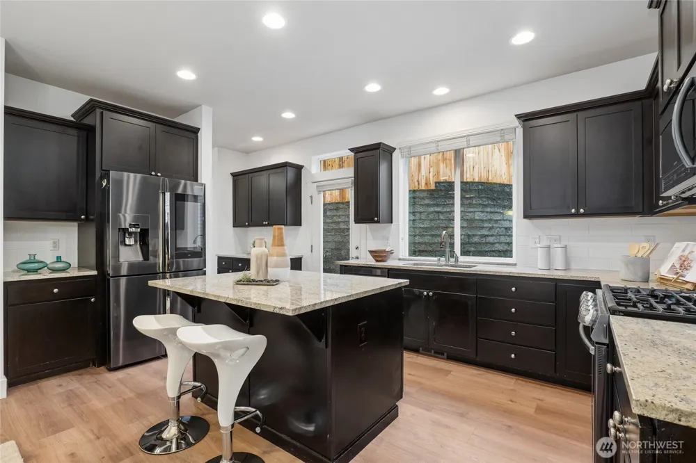 12823 65th Place W Edmonds, WA 98026