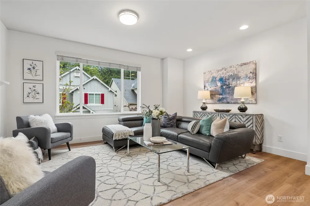 12823 65th Place W Edmonds, WA 98026