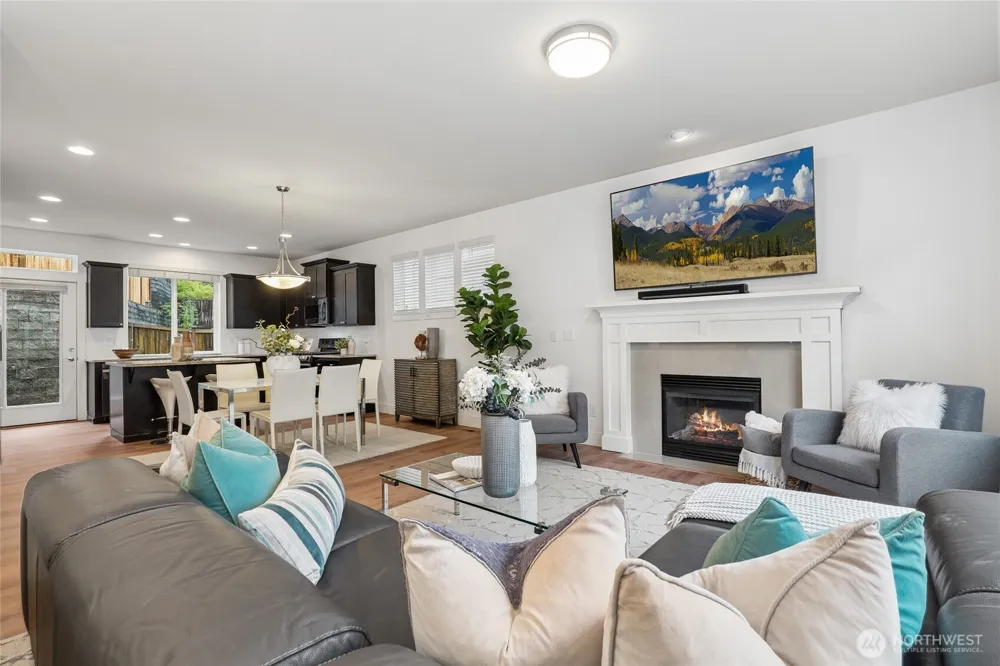 12823 65th Place W Edmonds, WA 98026