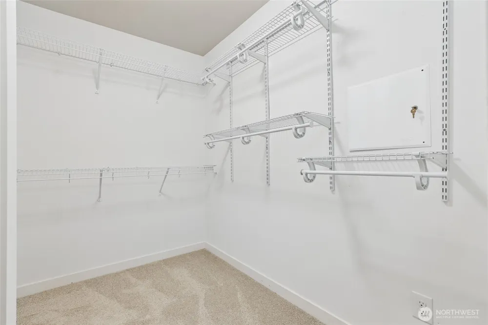 12823 65th Place W Edmonds, WA 98026