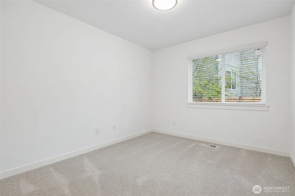 12823 65th Place W Edmonds, WA 98026