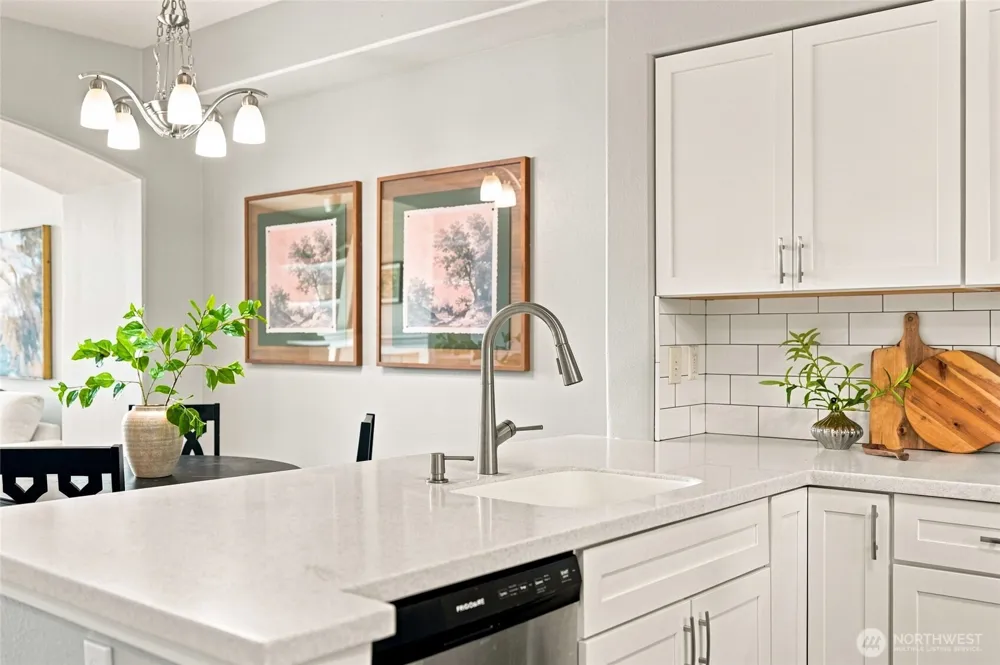 23300 SE Black Nugget Road #M2 Issaquah, WA 98029