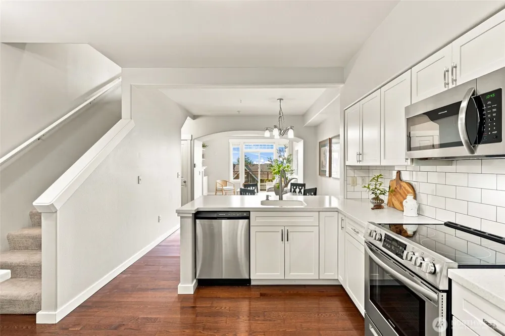 23300 SE Black Nugget Road #M2 Issaquah, WA 98029