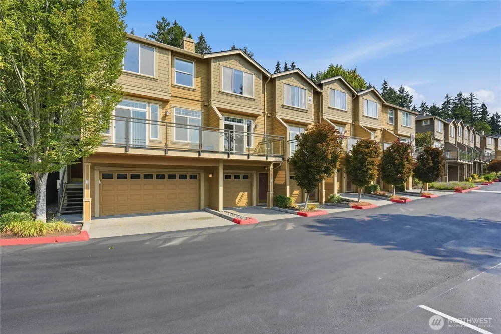 23300 SE Black Nugget Road #M2 Issaquah, WA 98029