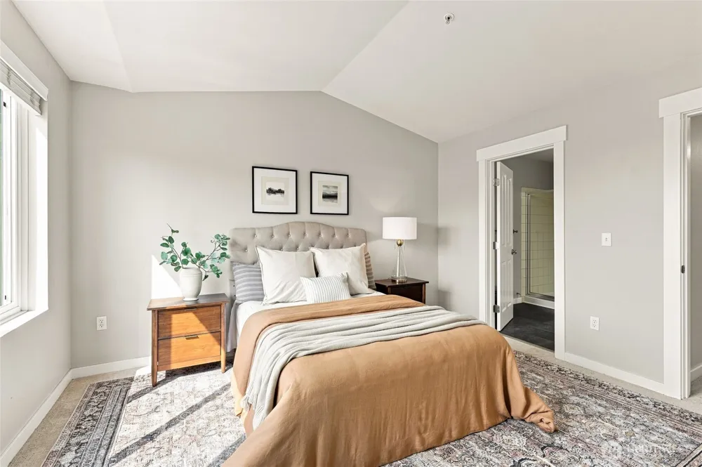 23300 SE Black Nugget Road #M2 Issaquah, WA 98029