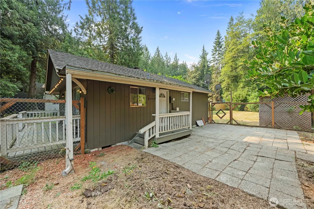 42032 Shore Lane Concrete, WA 98237