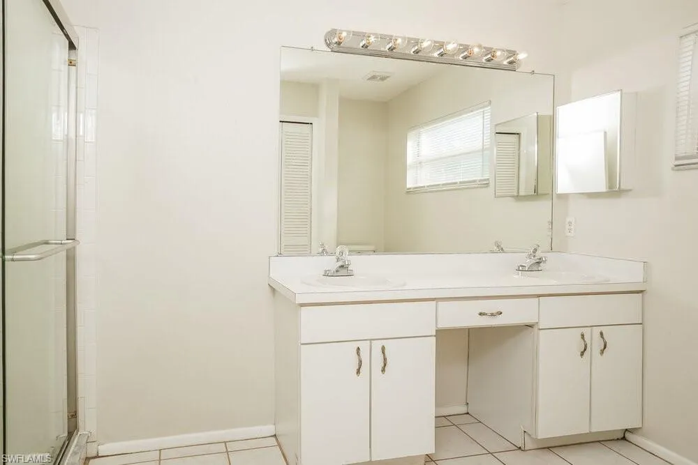Address Not Shown Bradenton, FL 34208