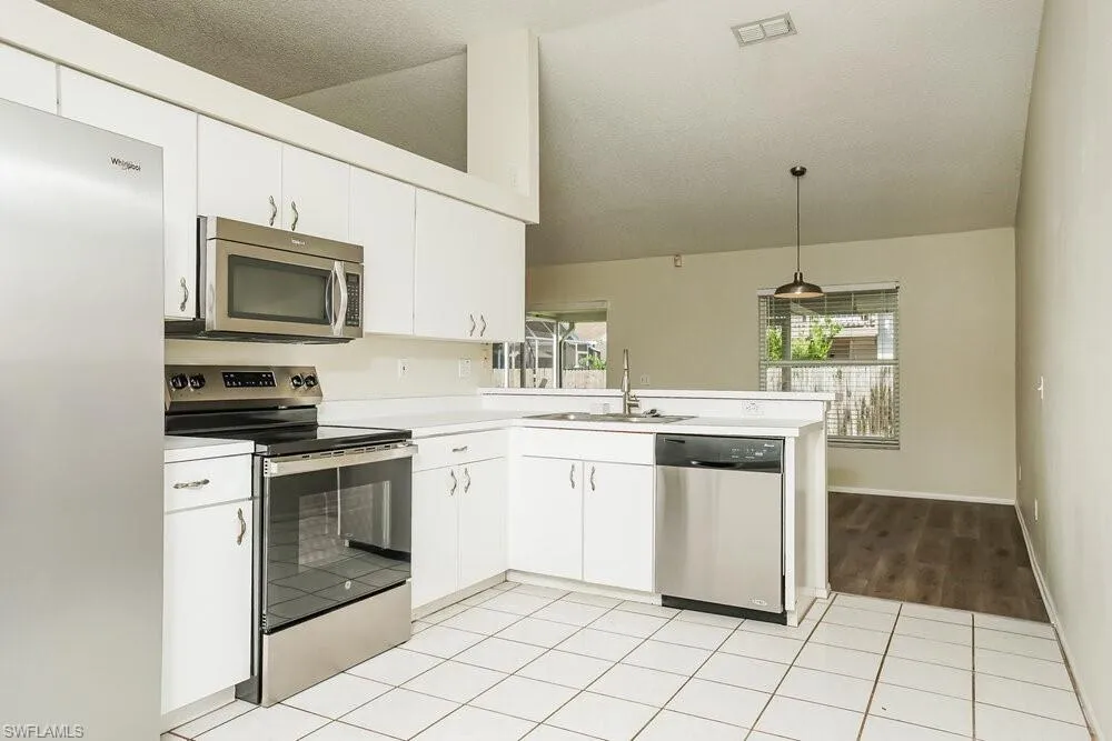 Address Not Shown Bradenton, FL 34208