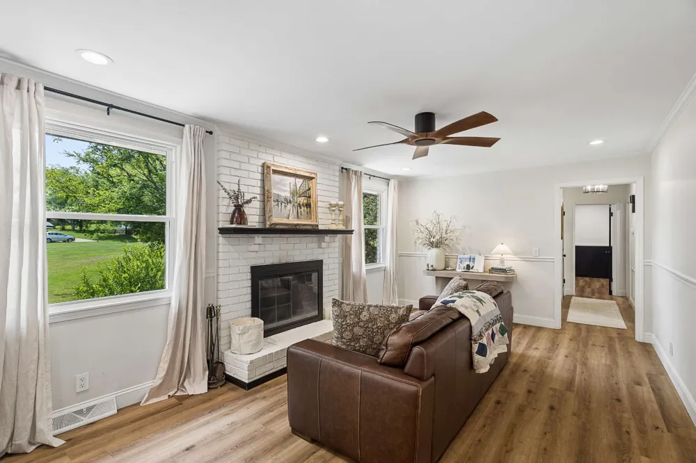 138 East Dr Hendersonville, TN 37075