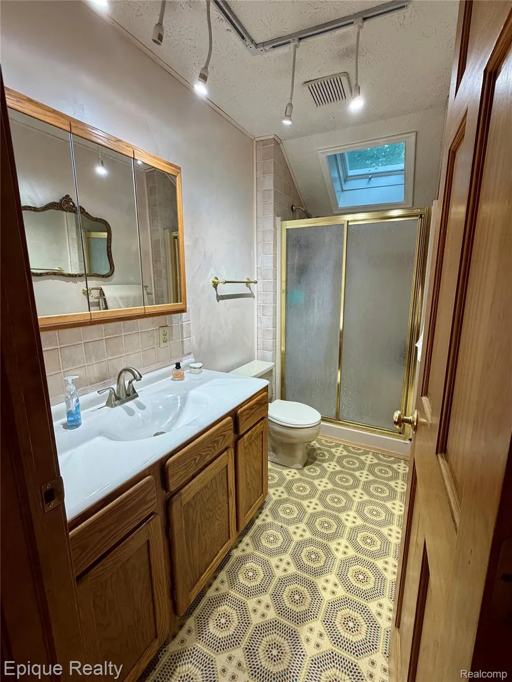8484 Wesley Drive Flushing Charter Township, MI 48433