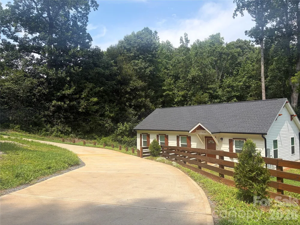 6524 Mintbrook Drive Mint Hill, NC 28227
