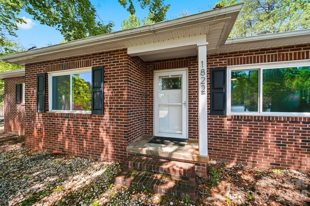 1822 Blowing Rock Boulevard Lenoir, NC 28645